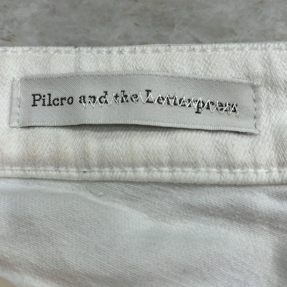 White Pilcro‎ Script Micro Jean Shorts | Size 27 Waist | Excellent Condition - Picture 9 of 12